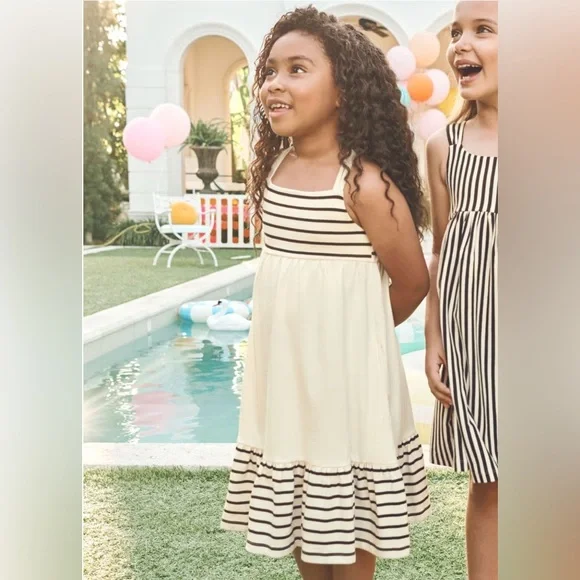 Hannah ANDERSSON Sleeveless Striped Crossback Dress with Pockets size 10 140cm - Picture 2 of 6